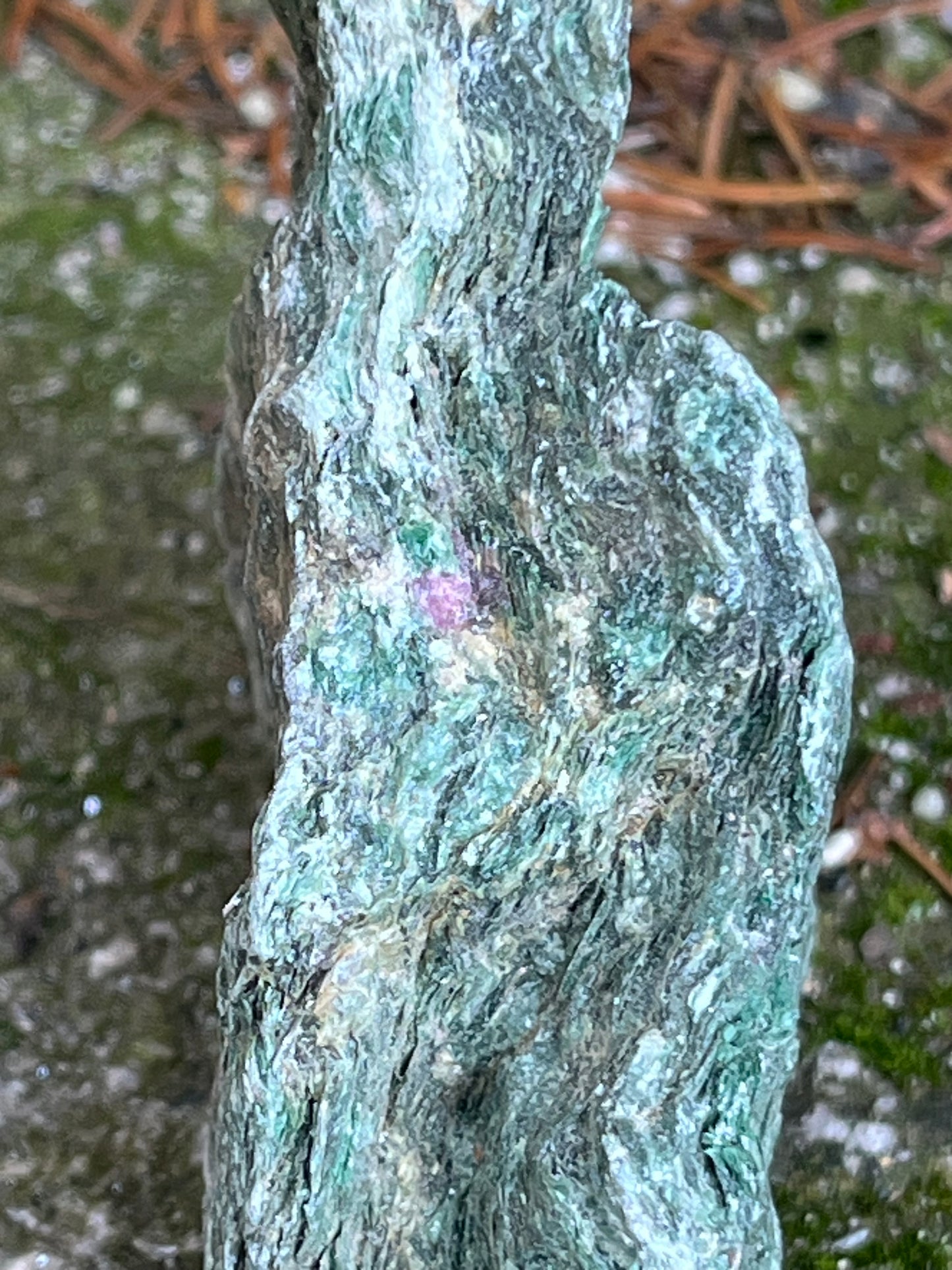 Termèszetes Rubin Fuchsit