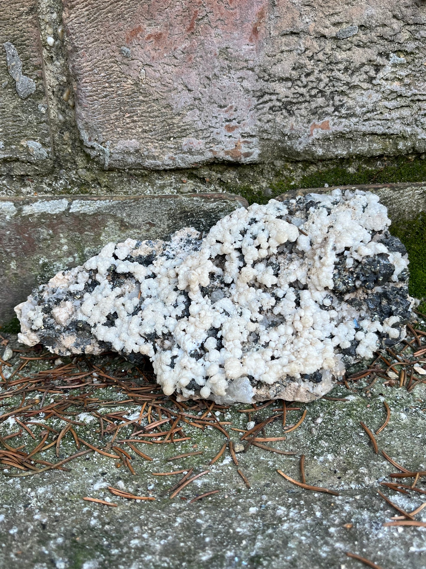 Galenit Szfalerit Dolomit Kvarc Pirittel