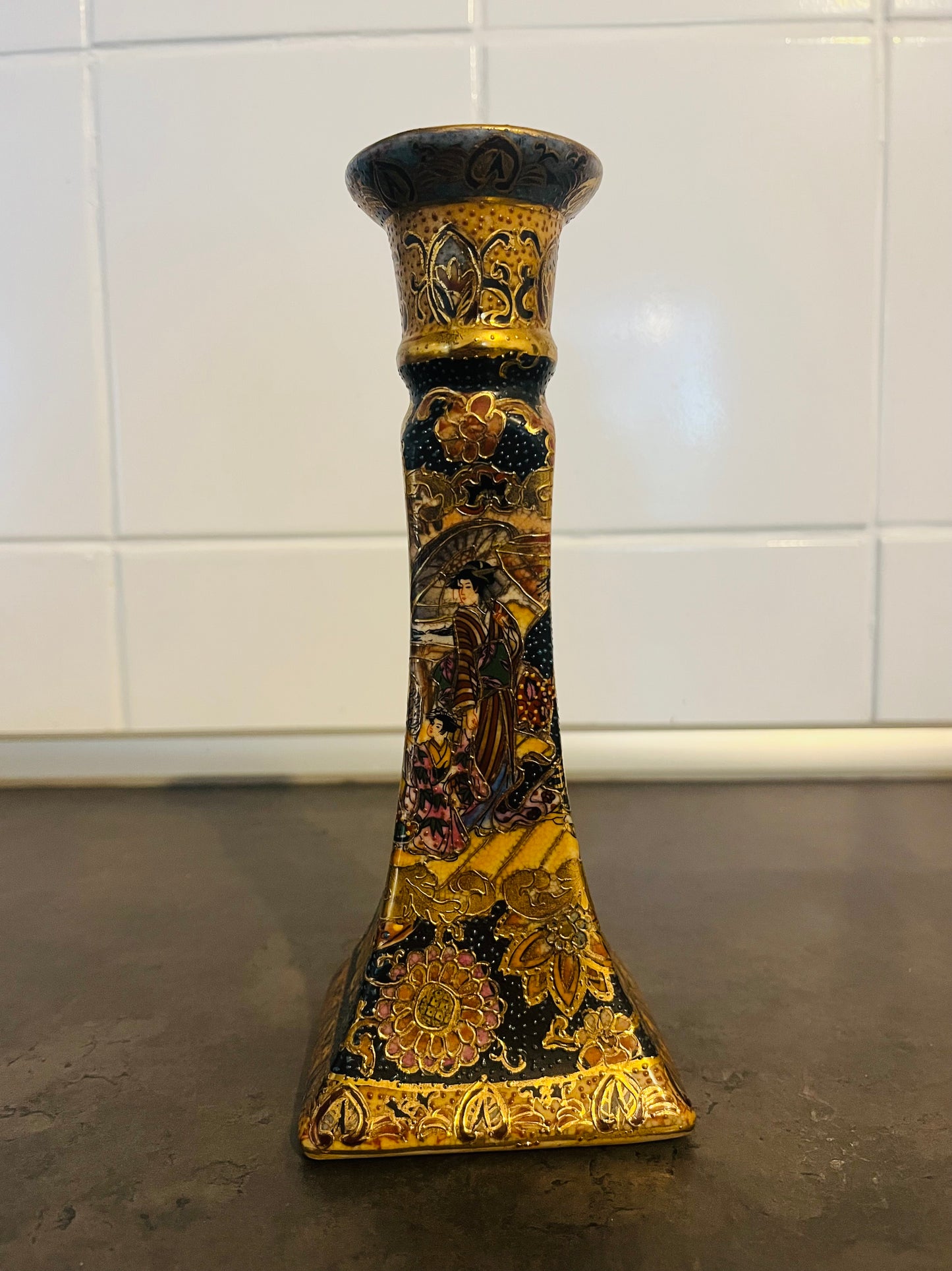Satsuma-Stílusú Porcelán Váza 20. század Kína