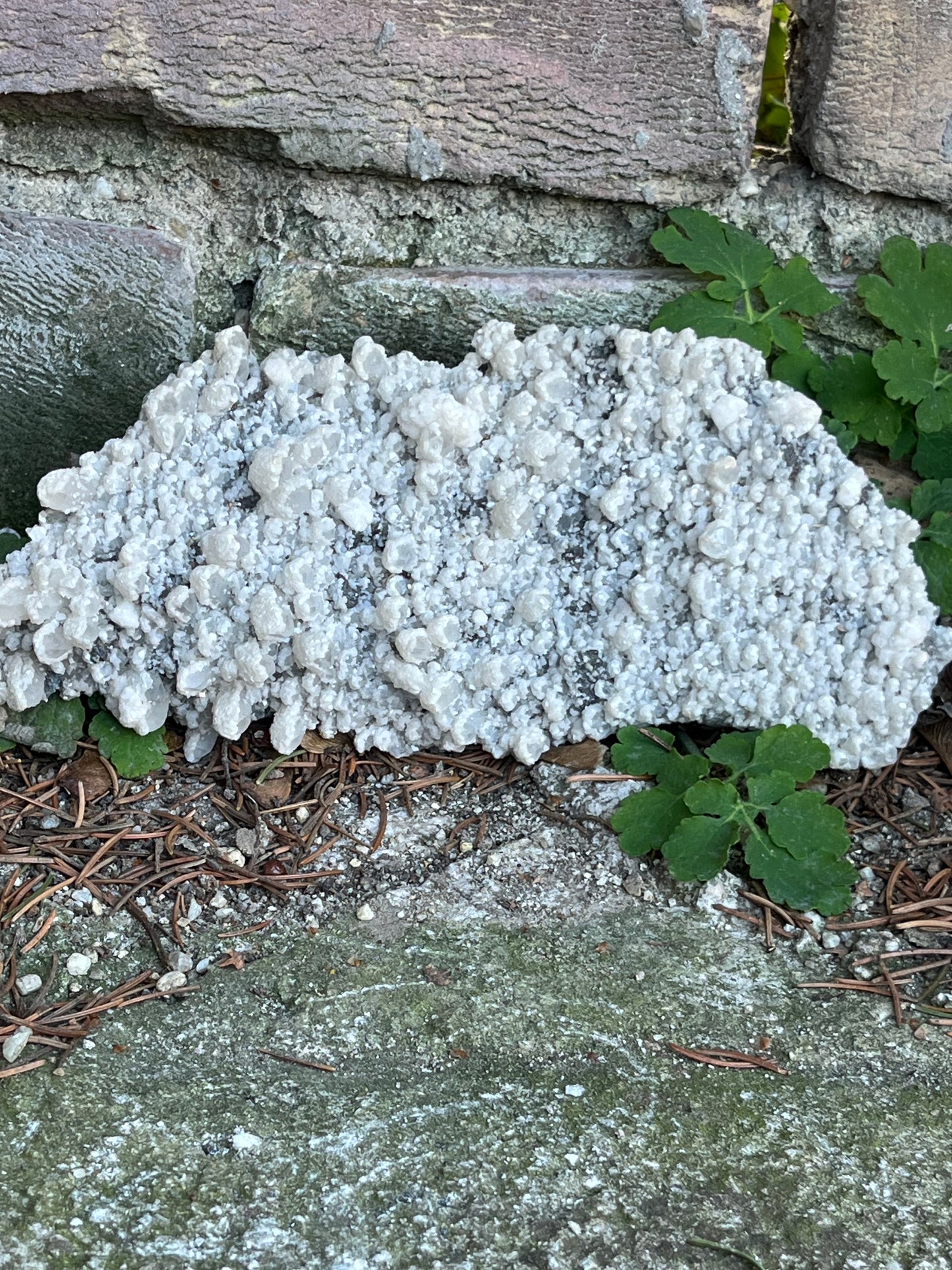 Hegyikristály Csúcsok Fehér Dolomit Galenit Ágyon+Pirit