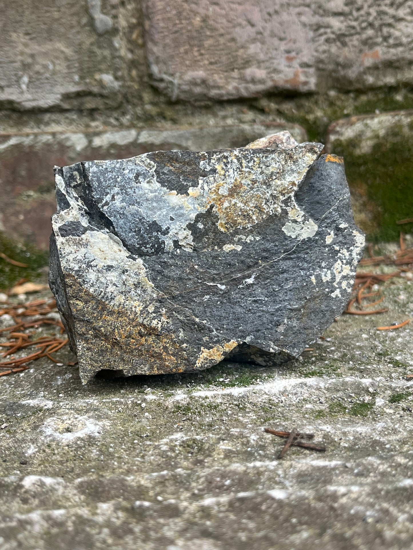 Világos Ametiszt Geothite