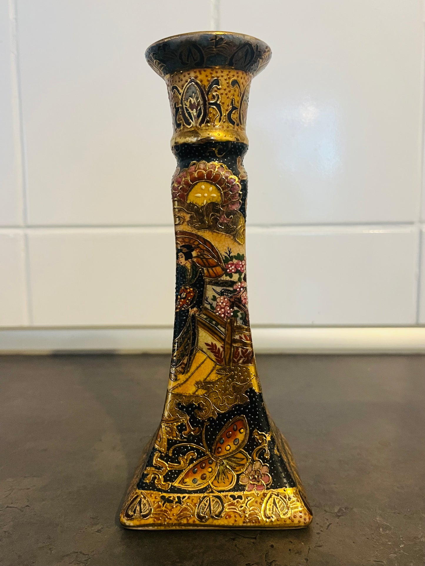 Satsuma-Stílusú Porcelán Váza 20. század Kína