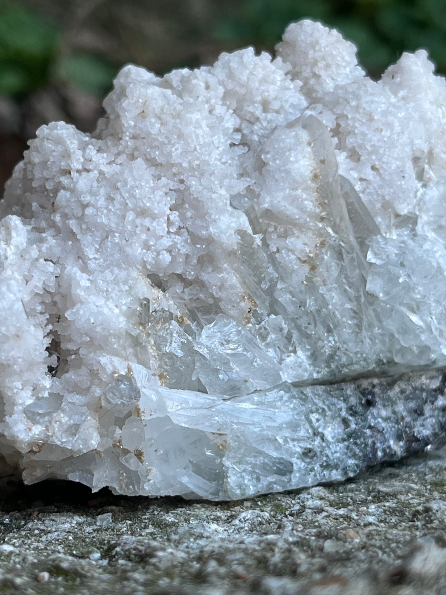 Lézer Kvarc Mátrix Galenit Ágyon Dolomittel