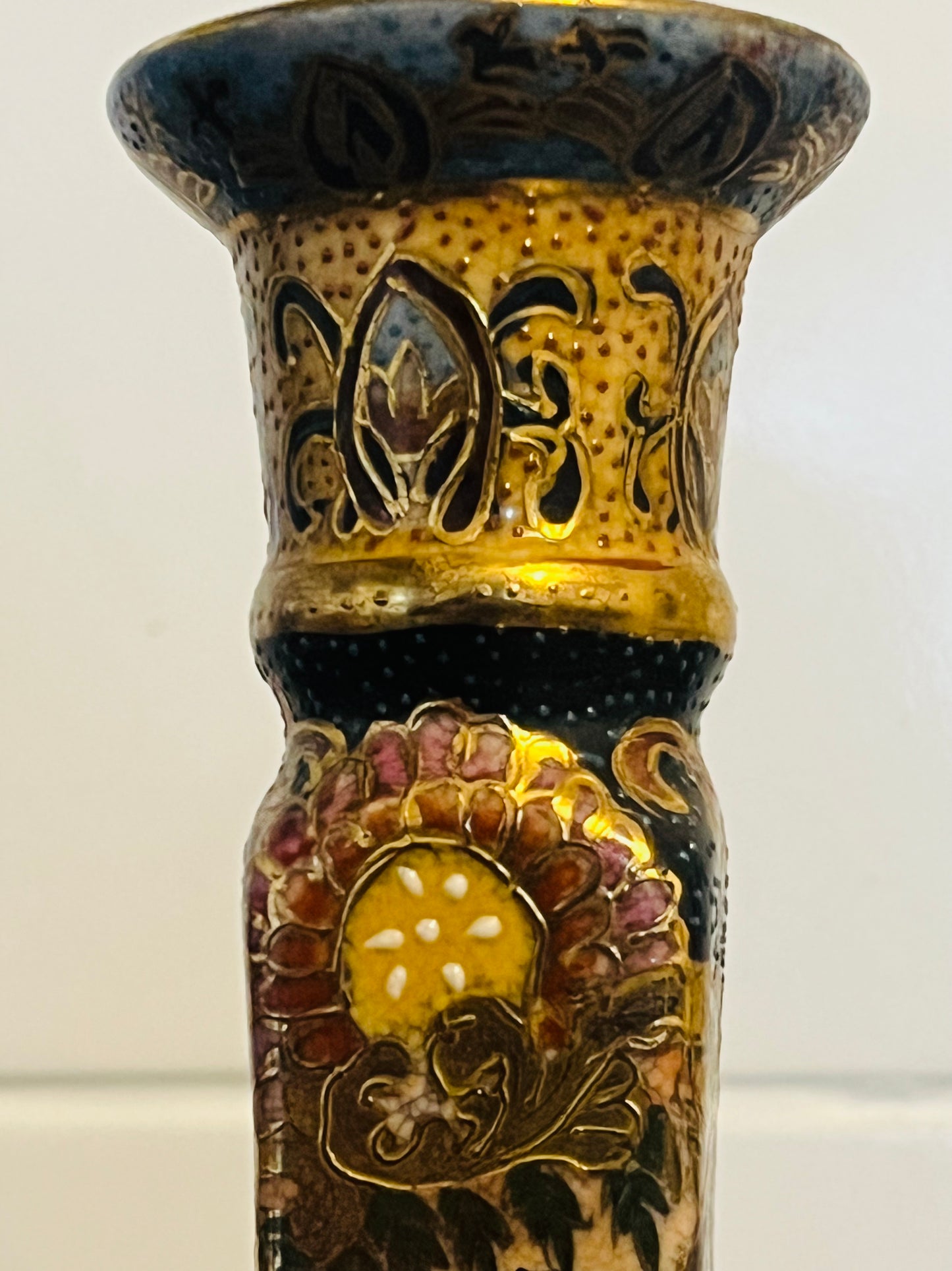 Satsuma-Stílusú Porcelán Váza 20. század Kína